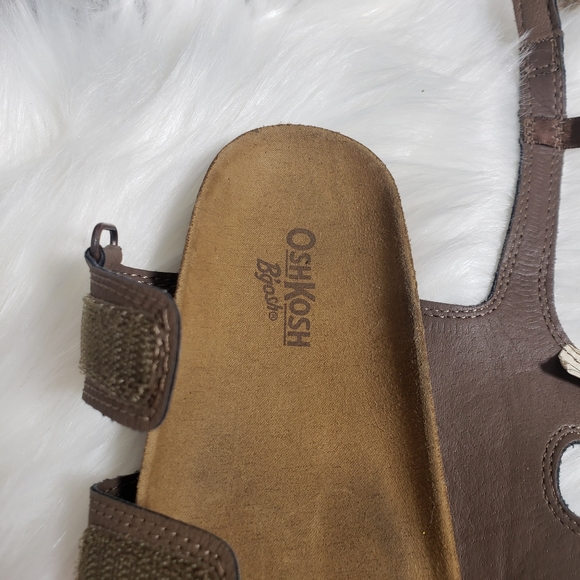 Oshkosh B'gosh tan buckle suede shoes - Picture 5 of 9